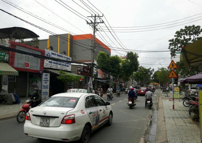 Bán nhà mặt phố tại đường Nguyễn Văn Quá, phường Đông Hưng Thuận, Quận 12, diện tích 238m2