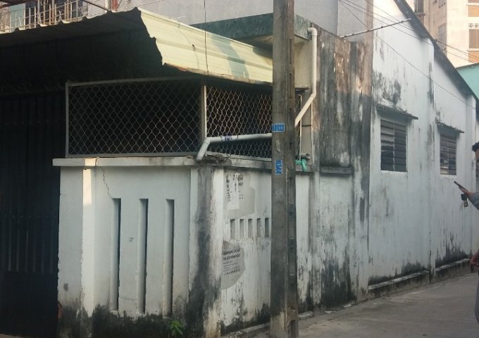 Bán nhà cũ 8,5x18m 2 mặt hẻm CMTT, Hòa Bình, Biên Hòa, giá 4,4 tỷ