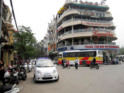 Bán nhà số 51 và 53 Cầu Gỗ - Hoàn Kiếm 170m x 3 tầng MT 8m Giá 130 tỷ