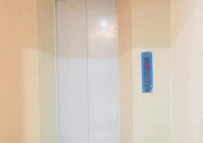 Bán nhà mặt phố Thịnh Quang, 56m2, 5T, thang máy, cực hiếm