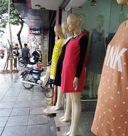 Chính chủ sang nhượng cửa hàng mặt phố Phạm Ngọc Thạch