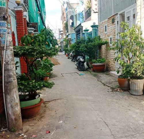 Nhà hẻm xe hơi 216 Bùi Văn Ba, Phường Tân Thuận Đông, Quận 7 