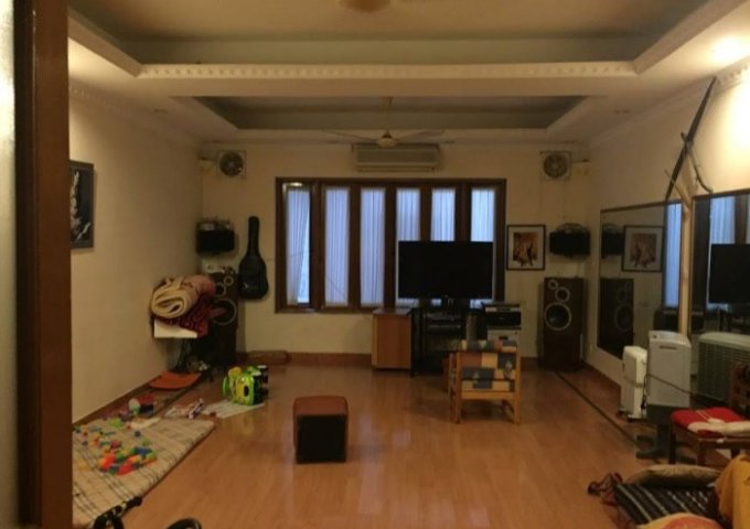 Chính chủ bán nhà trong ngõ 182 Trương Định 38m2, 5 tầng, 2.6 tỷ