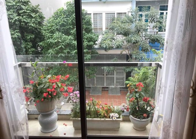 Bán nhà 5 tầng mới xây gần chợ Bông Đỏ, La Khê, Hà Đông