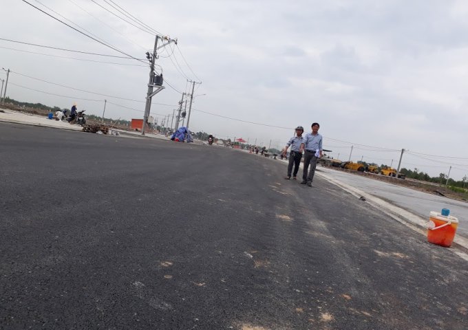 Đất nền mặt tiền đường Long Thuận, Đảo Kim Cương, Q.9, diện tích 65m2, còn một lô duy nhất, SHR