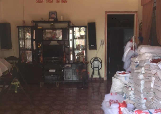 Bán nhà mặt phố tại Đường Lê Thị Riêng, Buôn Ma Thuột,  Đắk Lắk diện tích 339m2  giá 1.9 Tỷ