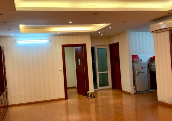 Cần bán căn Góc 116m2, 3 phòng ngủ full nội thất tại chung cư Vinaconex 7 Đại Từ, Hoàng Mai