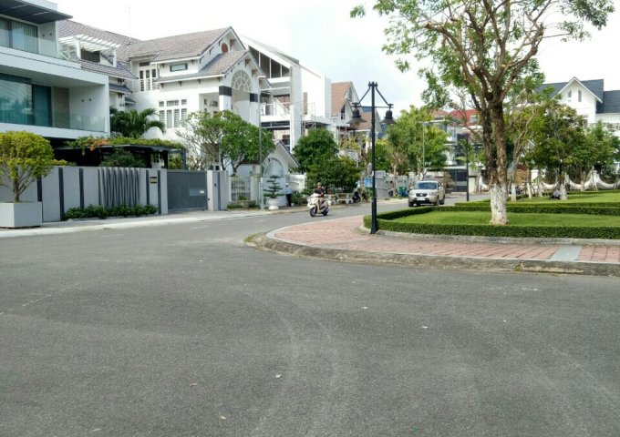 Bán đất Khu biệt thự Đảo Xanh Đà Nẵng, diện tích 400m2 hướng Đông view Sông Hàn