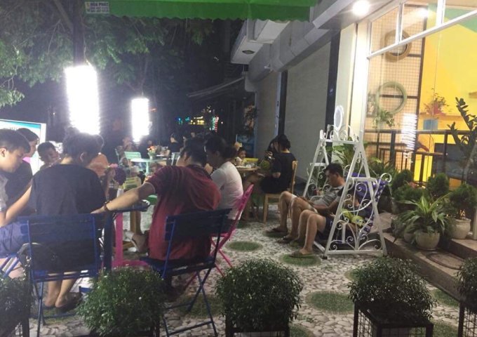 Berina - food, drinks and more là quán chuyên kinh doanh đồ uống và đồ ăn vặt, địa chỉ số 58 phố Thái Bình, đường Nguyễn Văn Linh, tp Hải Dương