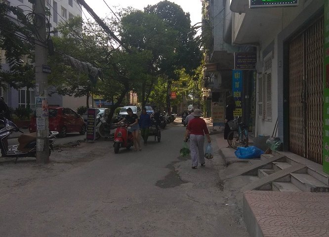 Bán nhà Nguyễn Phúc Lai, Hoàng Cầu, Đống Đa, 90m2, MT 7m, mặt phố kinh doanh