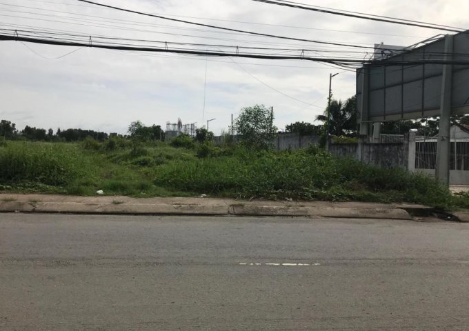 Thua độ! Bán đất mặt tiền đường Hoàng Phan Thái, 470m2, giá 2,9 tỷ, ngang 14m, sổ hồng riêng