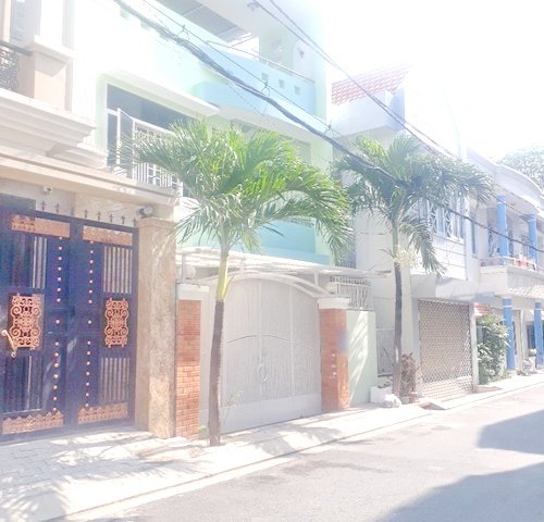 Tôi cần bán nhanh nhà đẹp mặt tiền đường số 2 lầu, phường Tân Phong, Quận 7. Giá: 12 tỷ