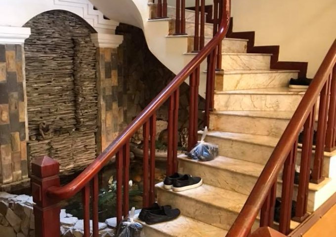 Bán nhà ngõ to hơn phố 377 lâm du long biên, HN, 125m2 x 4 tầng, mt 5m, 9.9 tỷ