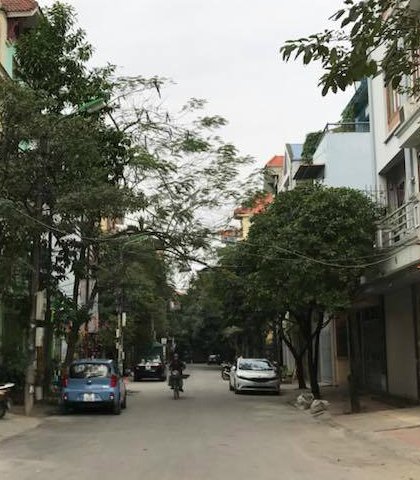 Bán nhà ngõ to hơn phố 377 lâm du long biên, HN, 125m2 x 4 tầng, mt 5m, 9.9 tỷ