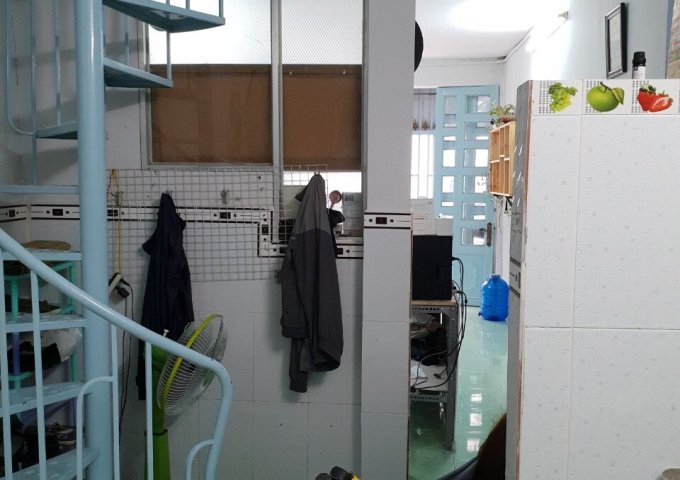 Bán nhà 1 trệt 1 lầu - Hẻm 147 CMT8