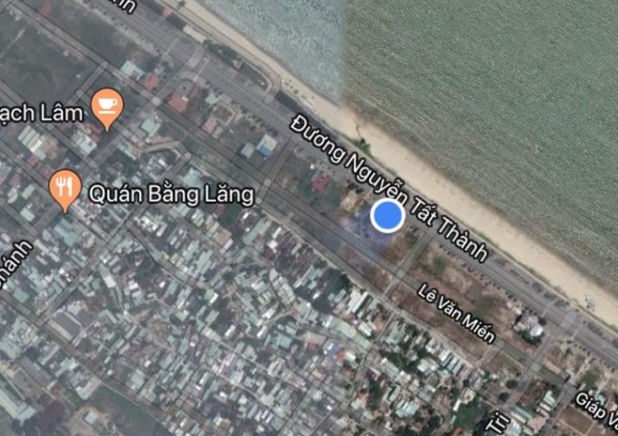 Bán nhanh lô đất A9 lô 3 đường Nguyễn Tất Thành, gần Trần Cao Vân