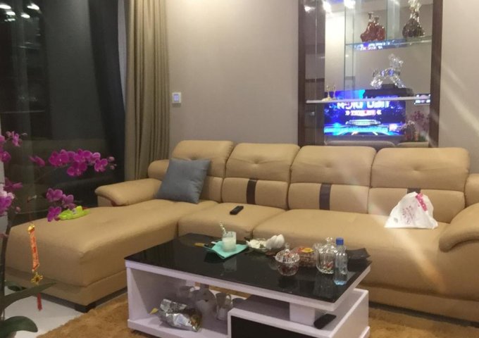 Rẻ nhất thị trường - căn hộ 2PN full nội thất Vinhomes Tân Cảng giá chỉ 19,5 triệu/tháng