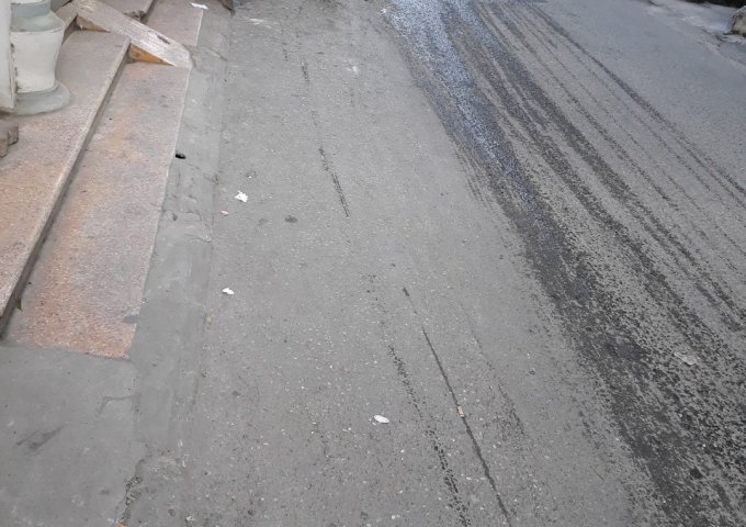 Bán nhà đẹp mặt phố Đường Láng, quận Đống Đa, 32 m2, 5 tầng, giá 5,4 tỷ