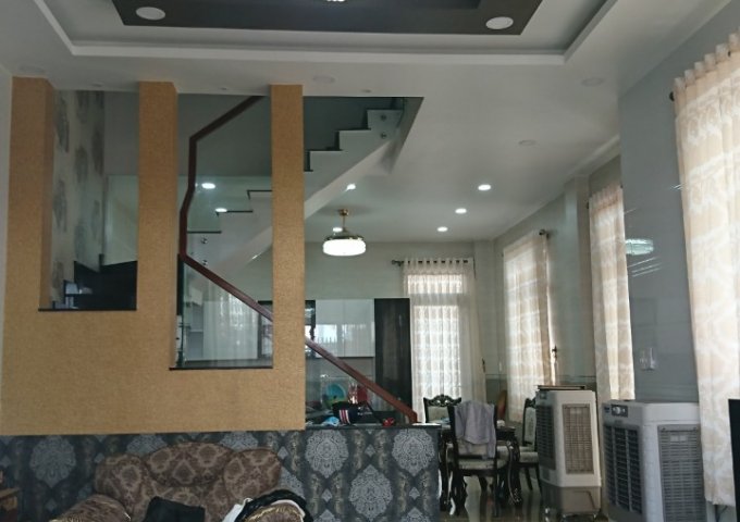 Bán biệt thự trong khu dân cư Tô Ký, DT 7x17m