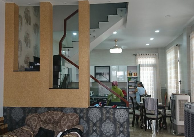 Bán biệt thự trong khu dân cư Tô Ký, DT 7x17m