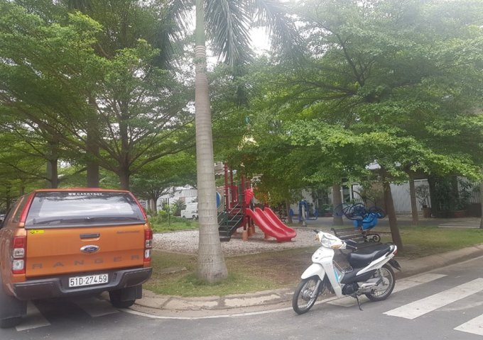 Bán nhà khu 56 Nguyễn Văn Săng Q.Tân Phú, 4.5x21m 2 lầu giá 10.8 tỷ.