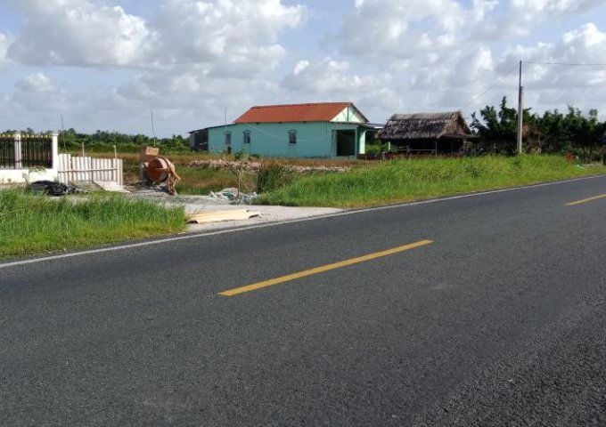 Bán đất mặt tiền đường Xuyên Á gần TP Cà Mau, giá 400tr