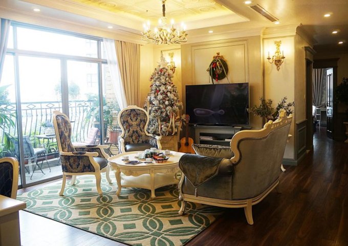 Cho thuê chung cư Tân Hoàng Minh 36 Hoàng Cầu, 3PN, 128m2, giá 16 tr/th, đủ đồ đẹp