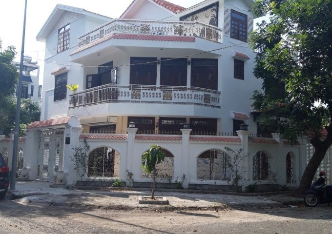 Cần bán biệt thự góc 2 mặt tiền khu 13C Bình Chánh