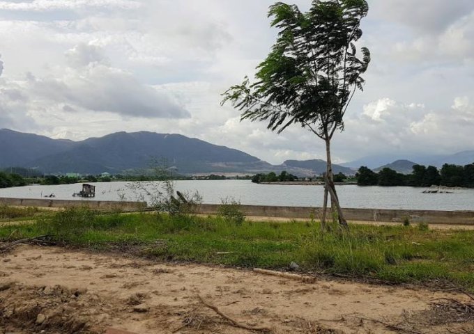 Bán đất TĐC Hòn Rớ 2, Nha Trang, sát bờ sông, CL1, 80m2, giá 2.1 tỷ