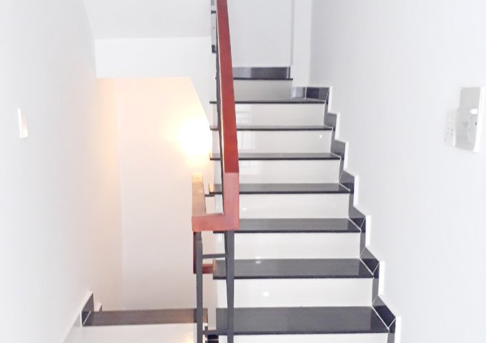 Bán nhà mới hẻm 232 Hưng Phú, Phường 8, Quận 8