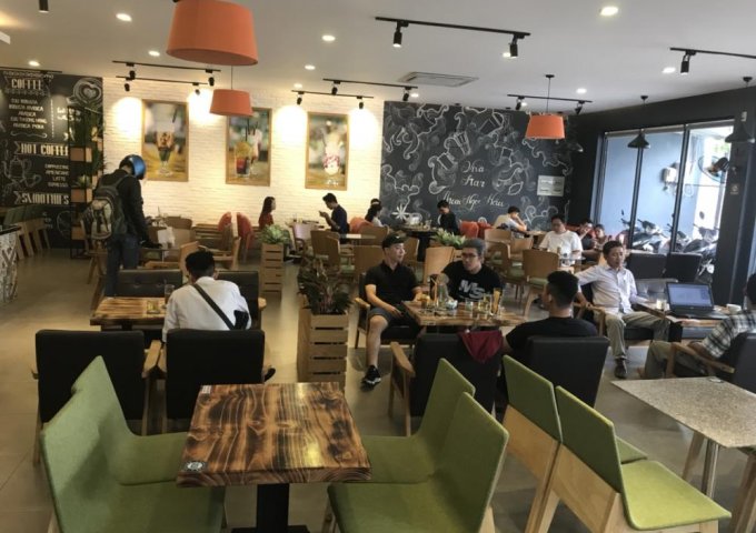 Sang quán cafe Viva Star Coffee Quận Tân Phú