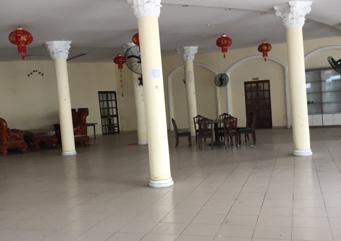 Bán nhà hàng Đồng Quê, diện tích 1,800m2, tại đường Hậu Giang, Quận 6