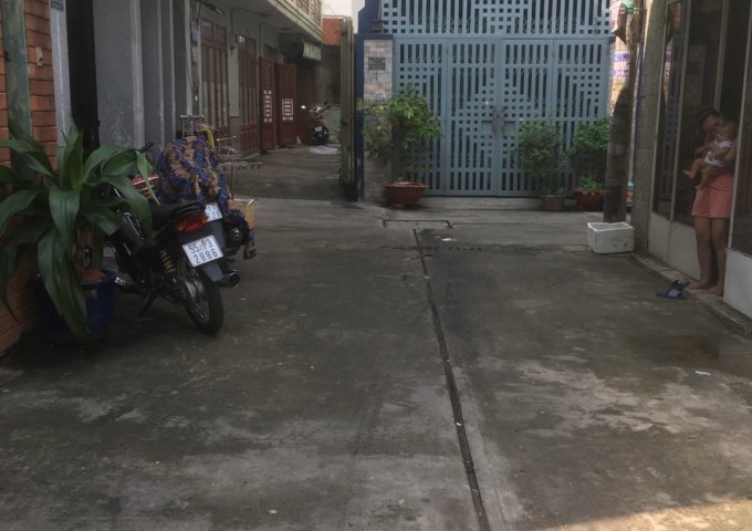 Bán nhà 80/9 Dương Văn Dương DT 4x15m, cấp 4, giá 4.4 tỷ