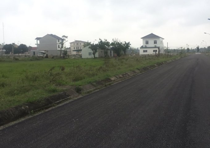 Cần bán lô đất nằm tại trung tâm thị xã biển Cửa Lò, Nghệ An, 200m2