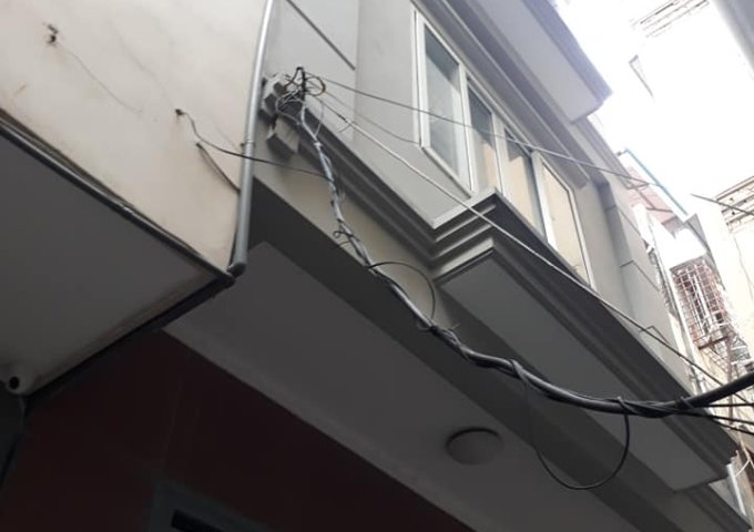 Bán Nhà mới ngõ 42 Giang Văn Minh rất đẹp. 55m x 5 tầng MT 4,5m Giá có 5 tỷ. nhanh tay