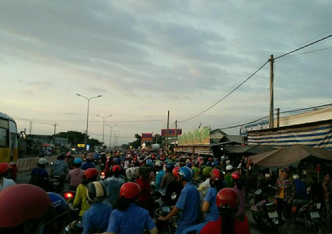 Còn lại 9 nền KDC Phước Đông, DT 150m2, sổ riêng, đường 8m,Đúng giá 400tr/nền.Vị trí: Ngay KCN Phước Đông, gò dầu, tây ninh.LH 0333372034 MR VINH