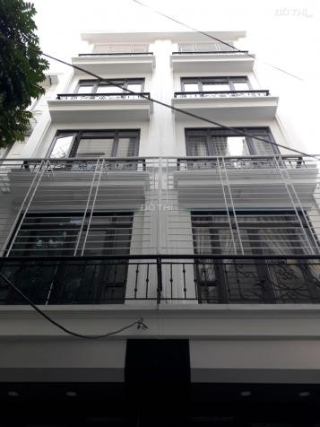 Bán gấp nhà ngã tư Vạn Phúc, Lê Văn Lương(mới xây, ô tô vào nhà)DT: 40m2 x 5 tầng, giá 3.5 tỷ