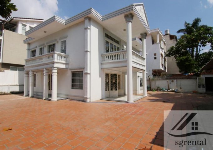 Cho thuê Villa Thảo Điền 625m2, 1 trệt 1 lầu, 4PN, nội thất cơ bản, giá 70 tr/th. 0919324246