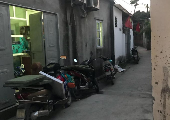 Chính chủ cần bán nhà 32m2 đất thôn Đông Dư, huyện Gia Lâm, TP Hà Nội