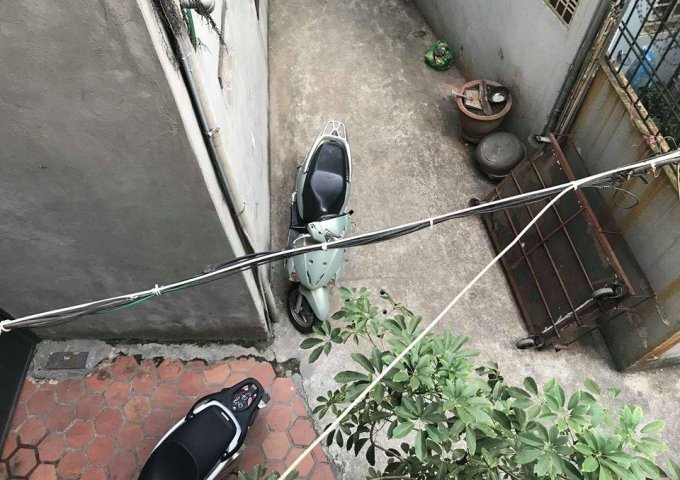 Bán nhà ngõ 61 Thái Thịnh, diện tích 35m2, 5 tầng, nhà đẹp ở ngay, LH 0972 414 215