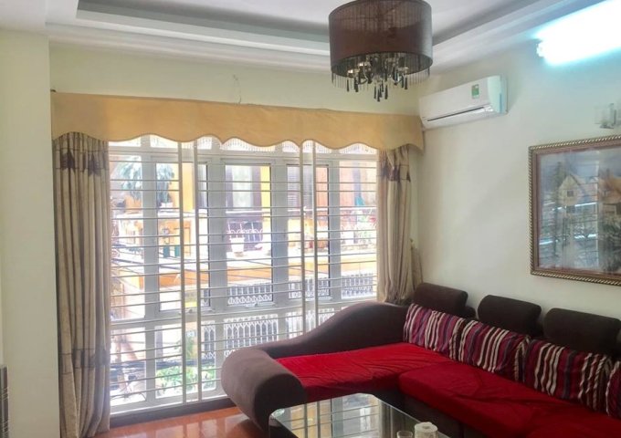 Bán nhà 40m2, 5 tầng trong khu Chợ Nhà Xanh Cầu giấy, kinh doanh vô đối, hơn 7 tỉ.