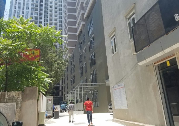 Cho thuê căn hộ 60B Nguyễn Huy Tưởng 70m2, có đồ cơ bản, giá 11 triệu/tháng