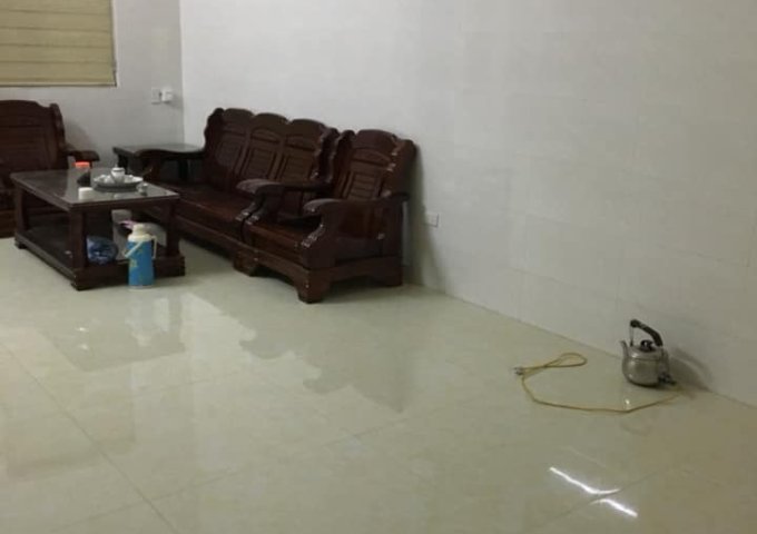 Bán nhà trong ngõ 40 Lạch Tray, Hải Phòng, mới xây sửa đẹp