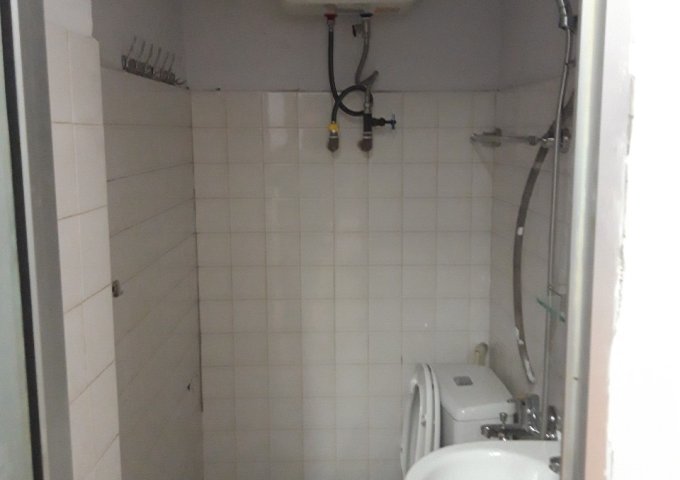 Cho thuê gấp nhà 3,5 tầng ngõ 46 Đoàn Trần Nghiệp, giá rẻ, 0914739966