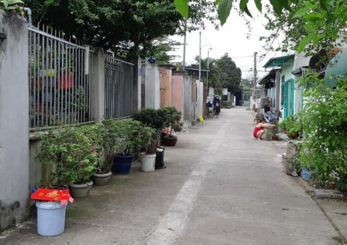 Bán lô đất gần giáo xứ Thanh Hóa, xã Hố Nai 3, diện tích 7x42m