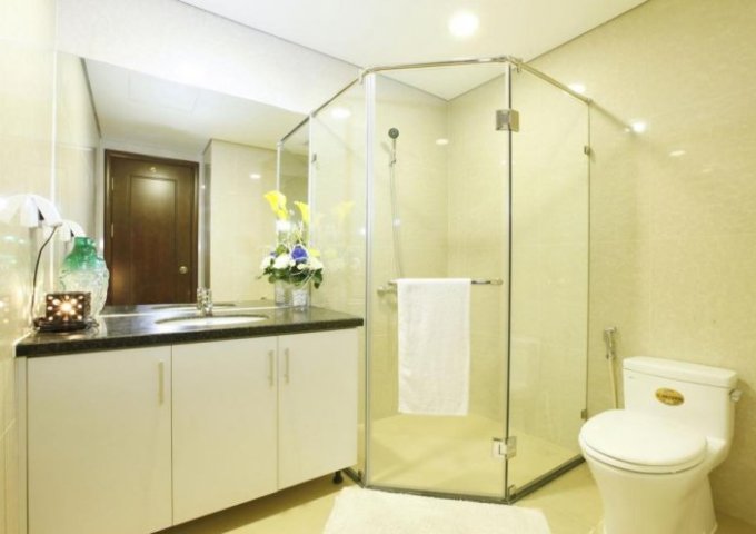 Cho thuê căn hộ cao cấp Vincom Bà Triệu, 3 phòng ngủ, đầy đủ đồ cao cấp, LH: 0965820086