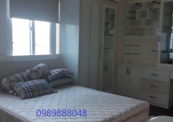 Bán căn hộ chung cư UPlaza 2 phòng ngủ, giá tốt, sổ hồng lâu dài