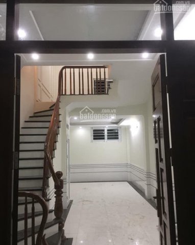 Bán nhà riêng tại ngõ 192 đường Tựu Liệt, Thanh Trì, Hà Nội, diện tích 30m2, giá 2.05 tỷ