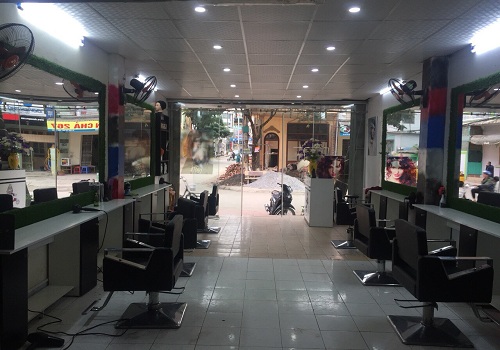 Sang nhượng salon tóc & nail, tại mặt phố Điện Biên Phủ, Lai Châu
