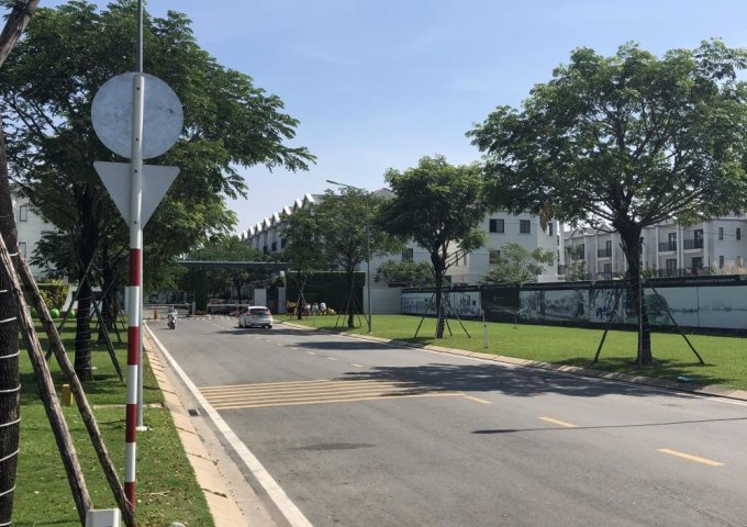 Bán biệt thự liền kề ven sông KDC Vina Nam Phú - Nine South Nguyễn Hữu Thọ